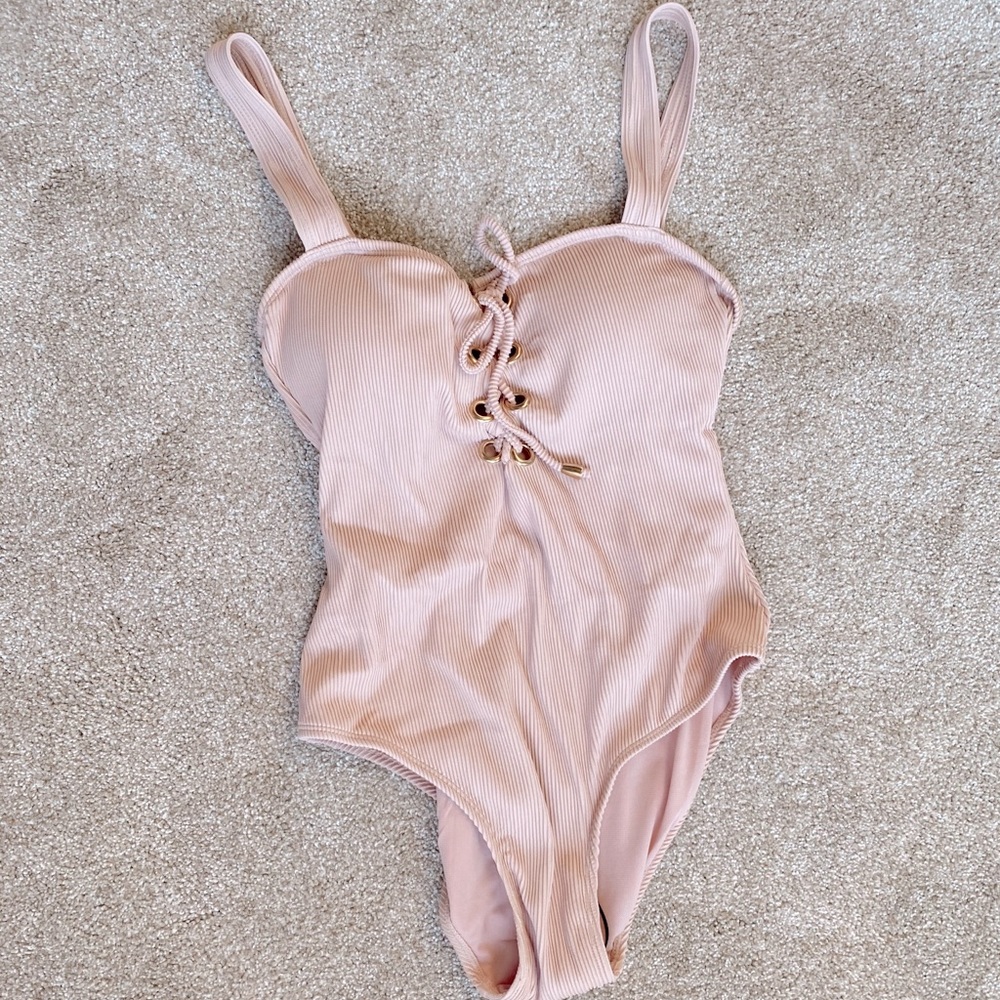 one piece bathing suit